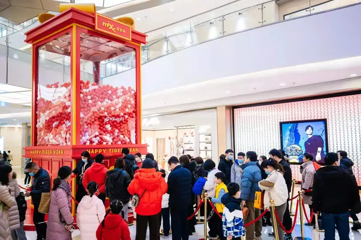 2022万象城元宵节与情人节活动现场照片 3