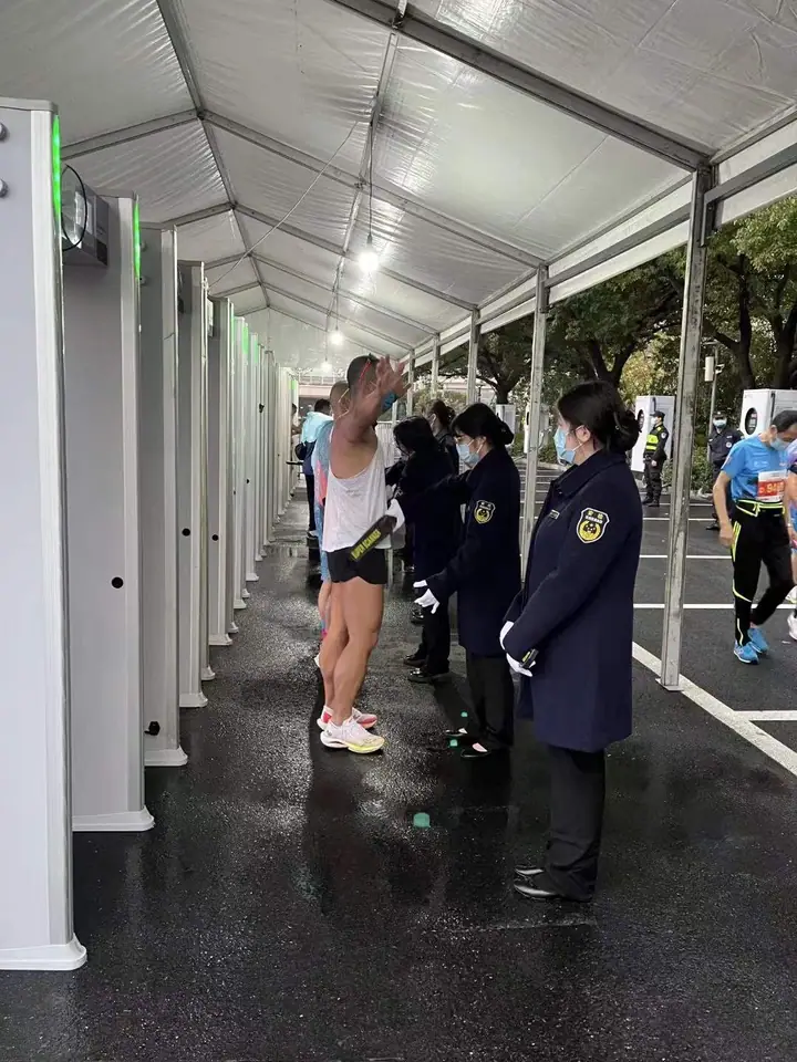 2022一汽奥迪杭州马拉松现场照片 4