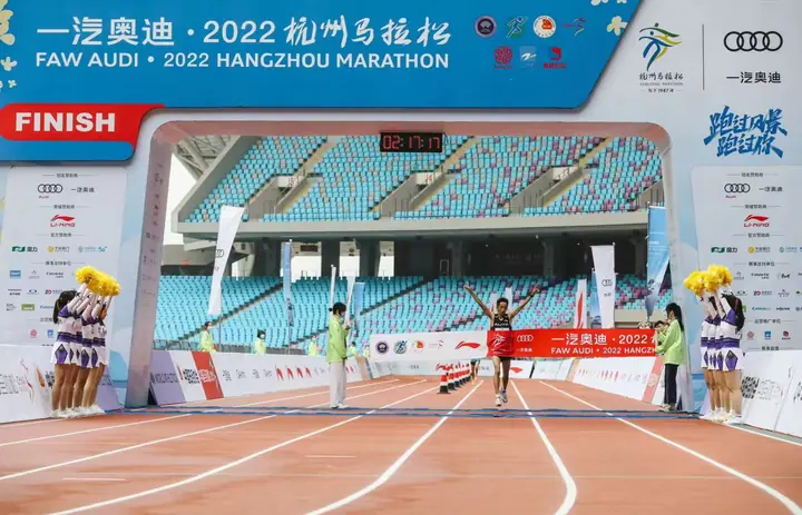 2022一汽奥迪杭州马拉松现场照片 6