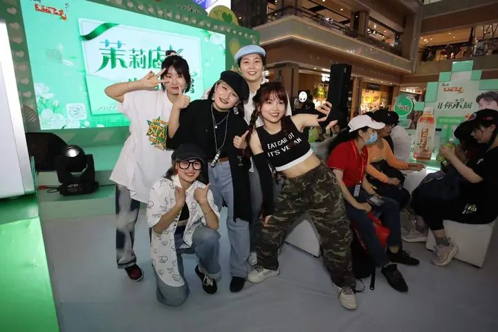康师傅茉莉店长校园选拔赛杭州站现场照片 3