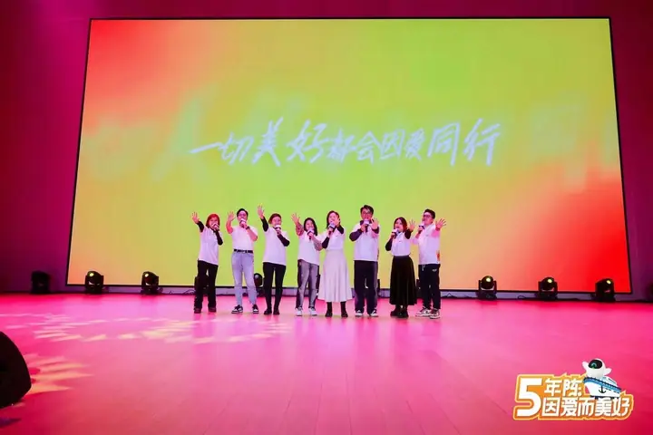 2023菜鸟五年陈授戒仪式现场照片 7