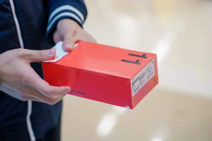 一加11深圳上海Pop up快闪活动现场照片 8