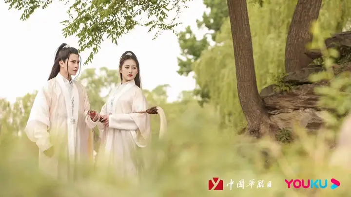 长月烬明体验展暨中国华服日现场照片 4