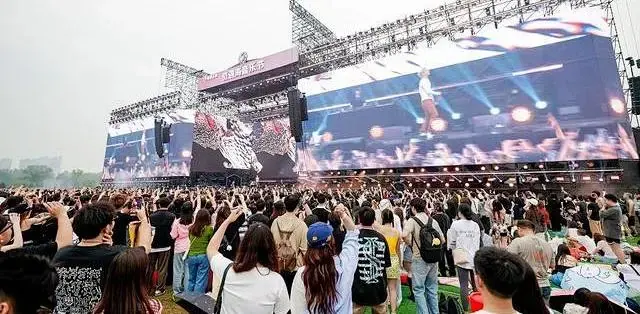 北京奇遇海音乐节现场