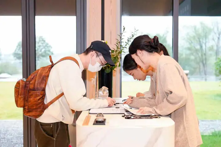 胜境之旅圈层私享会合肥站现场照片 4
