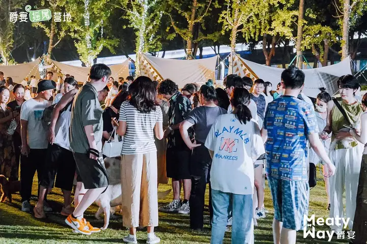 爵宴摇尾营地现场照片 9