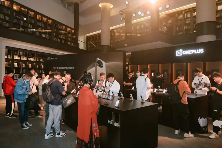 一加11木星岩限定版主题活动现场照片 6